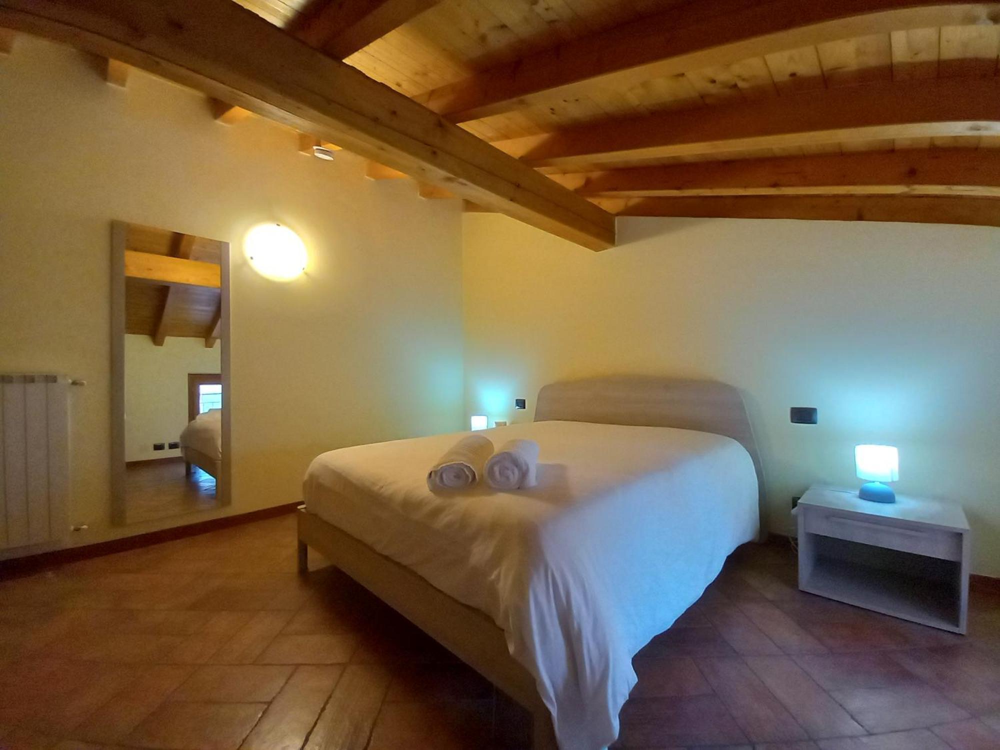 Casa Vacanze Tania Somendenna Eksteriør billede