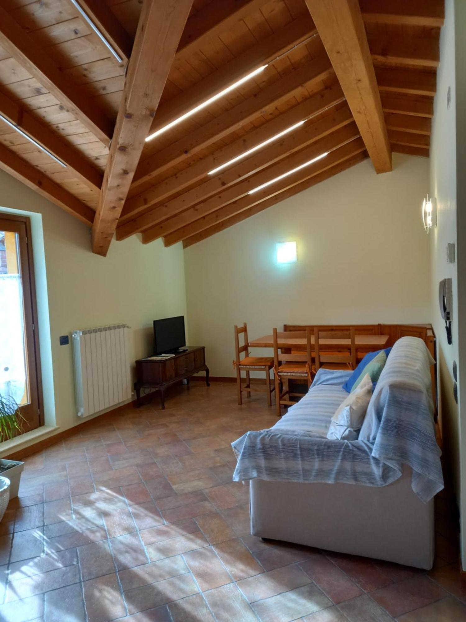 Casa Vacanze Tania Somendenna Eksteriør billede